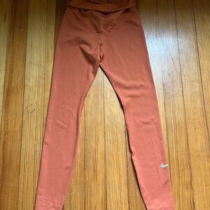 Nike leggings - women’s size medium